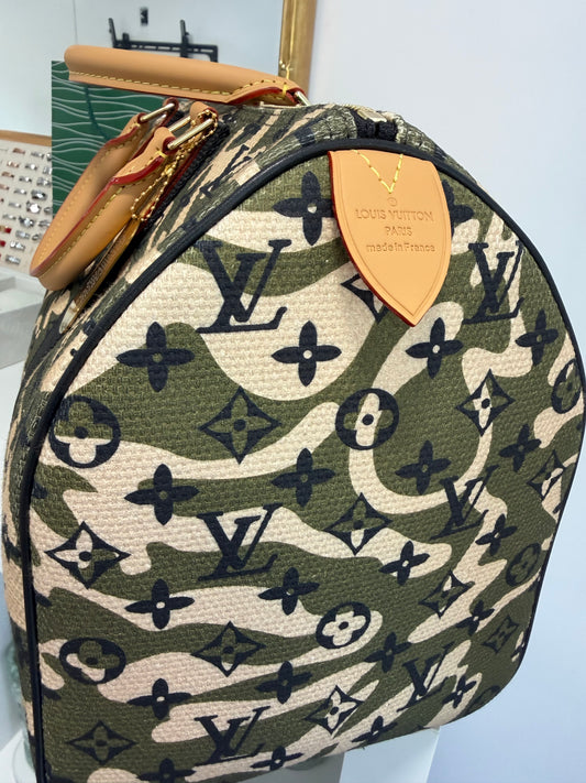 LOUIS VUITTON Monogramouflage Speedy 35