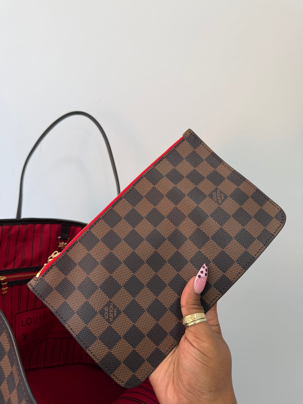 LOUIS VUITTON Neverfull MM (Red)