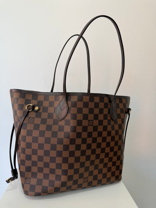 LOUIS VUITTON Neverfull MM (Red)