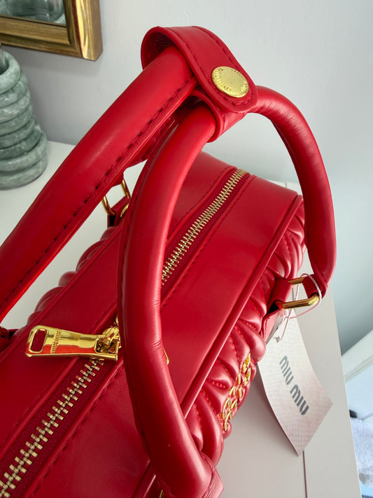 MUI MUI Arcadie matelassé nappa tote (Red)