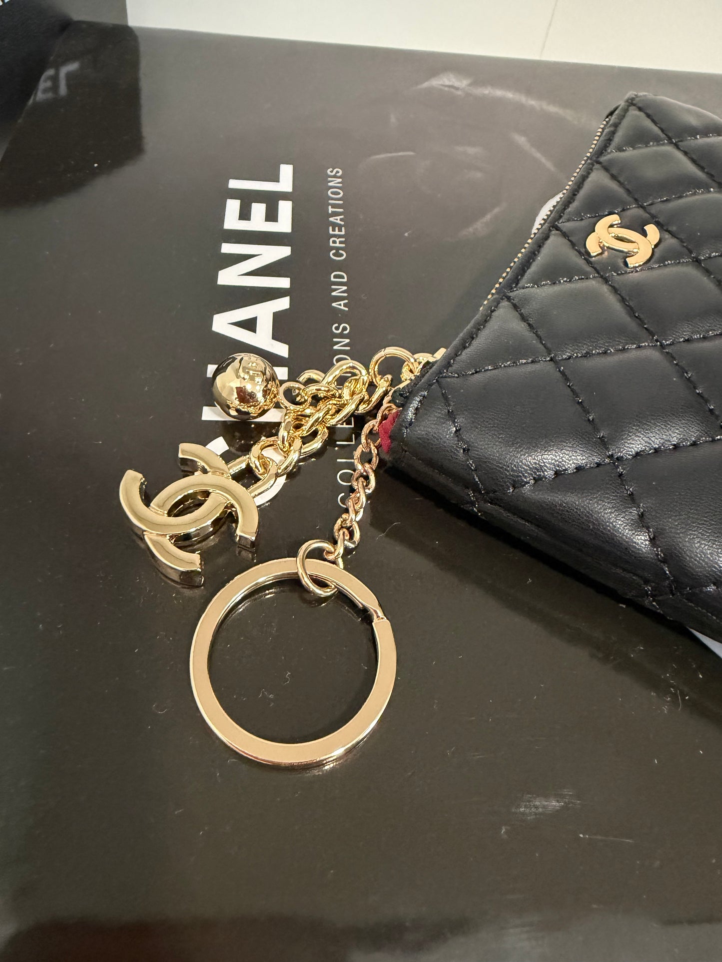 CHANEL Quilted Coin Purse (black/gold)
