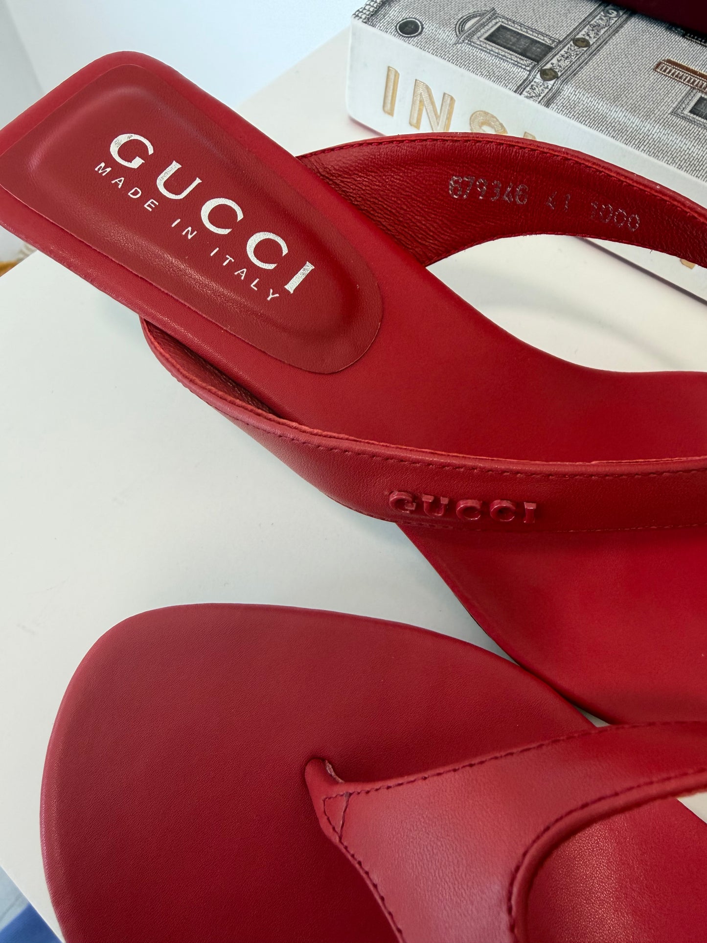 GUCCI Vittoria thong sandal