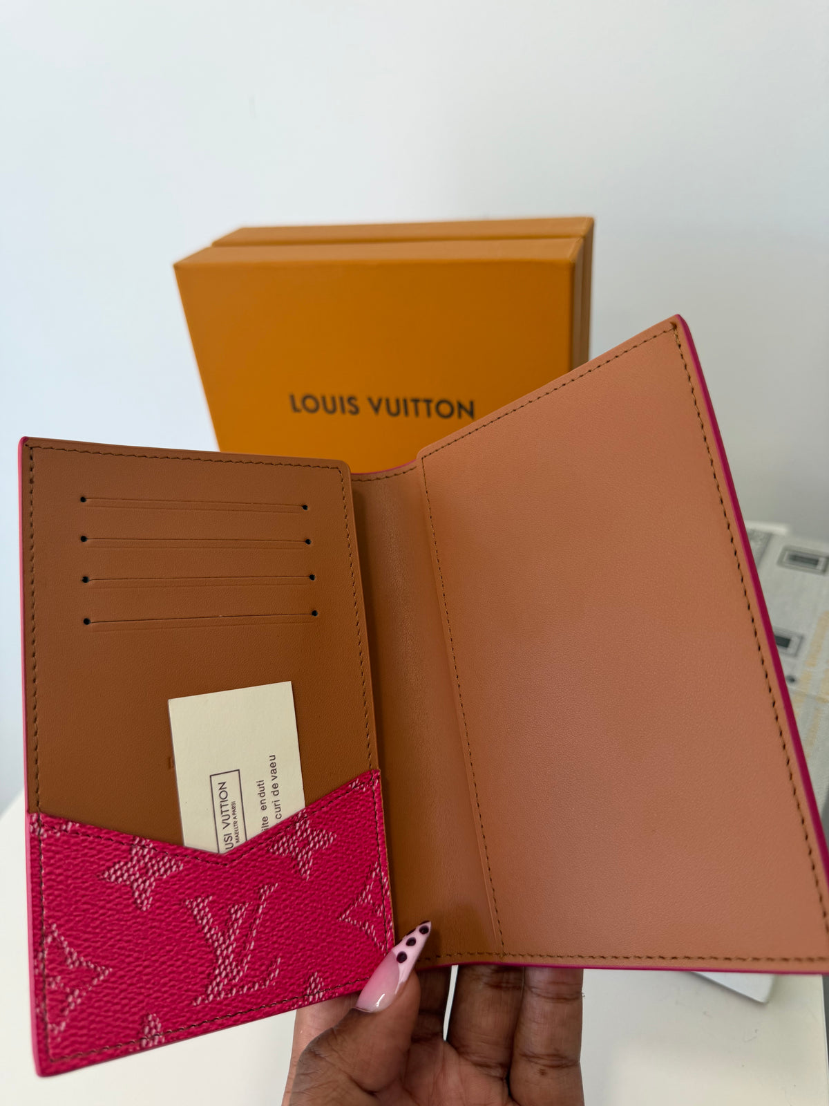 LOUIS VUITTON Monogram Heritage Passport Cover