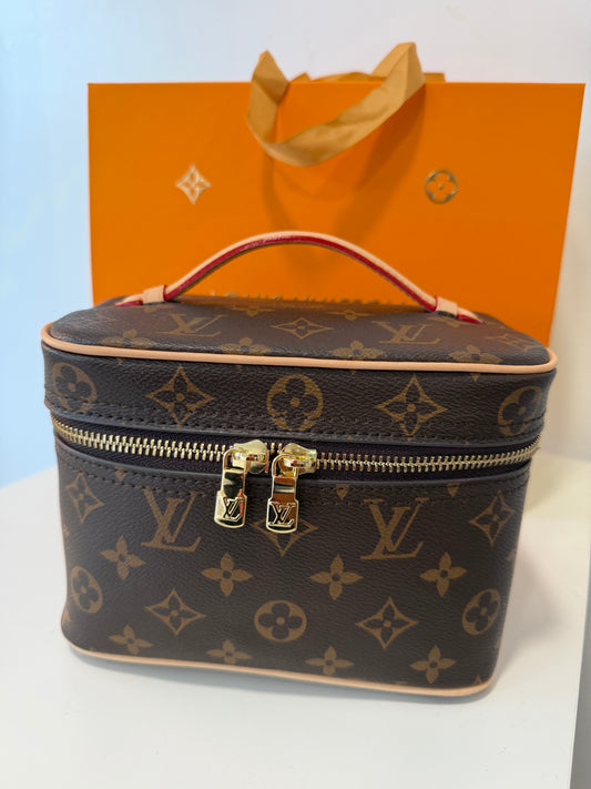 LOUIS VUITTON Nice Mini