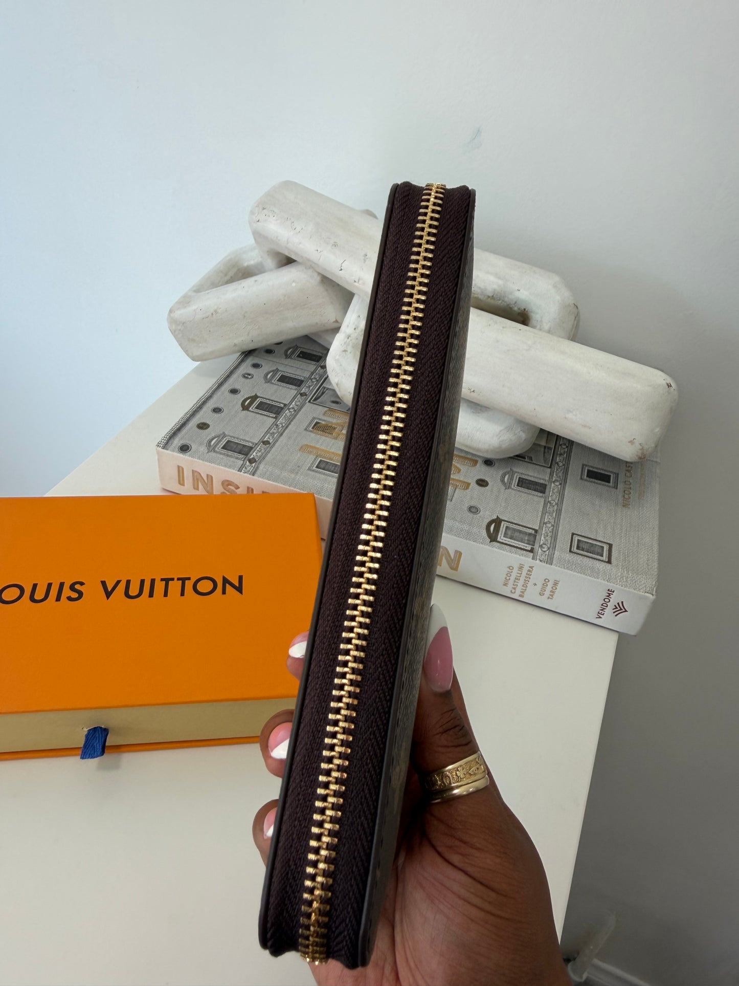 LOUIS VUITTON Monogram Zippy Wallet