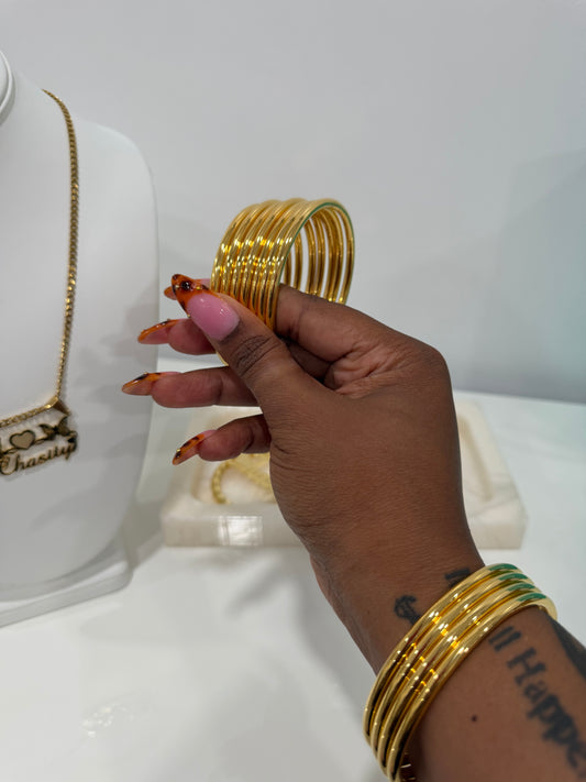 18k Gold Bangles (Set of 4)
