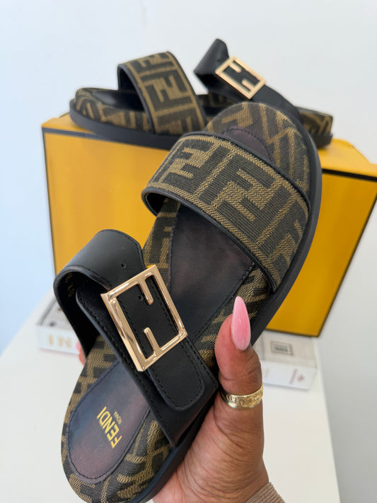 FENDI Feel Slides