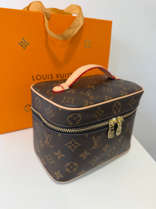 LOUIS VUITTON Nice Mini