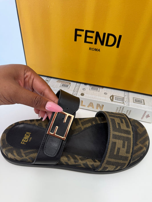 FENDI Feel Slides