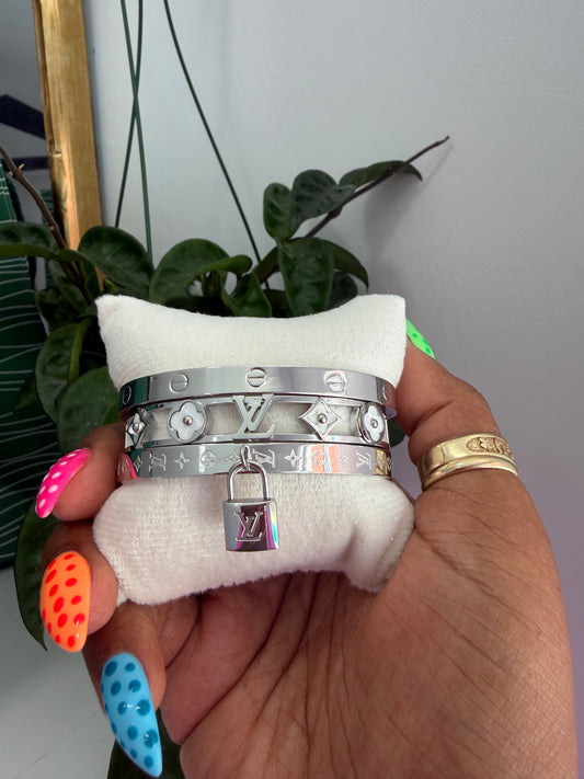 Bangle Stack 017