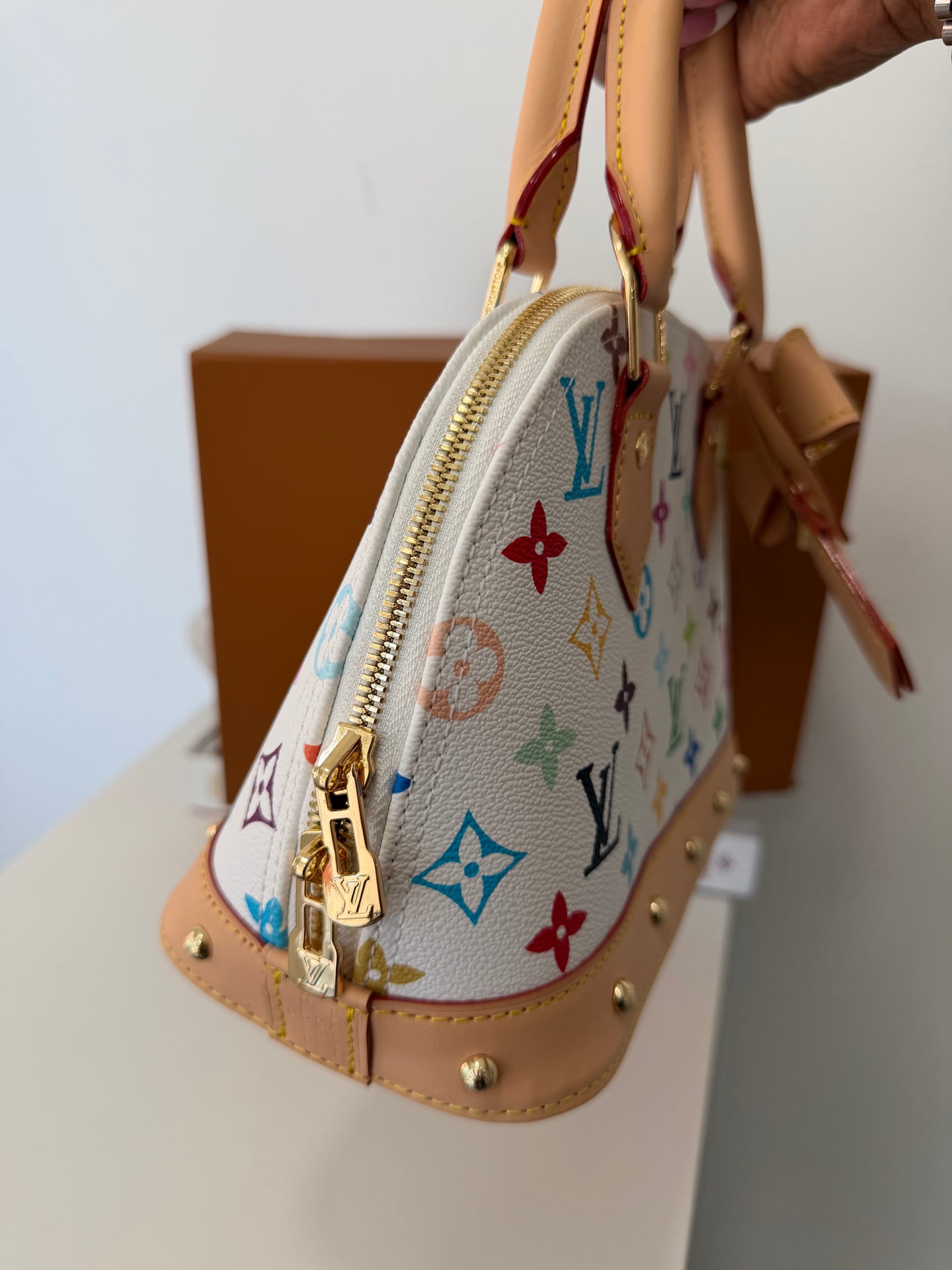 LOUIS VUITTON x Murakami Alma BB