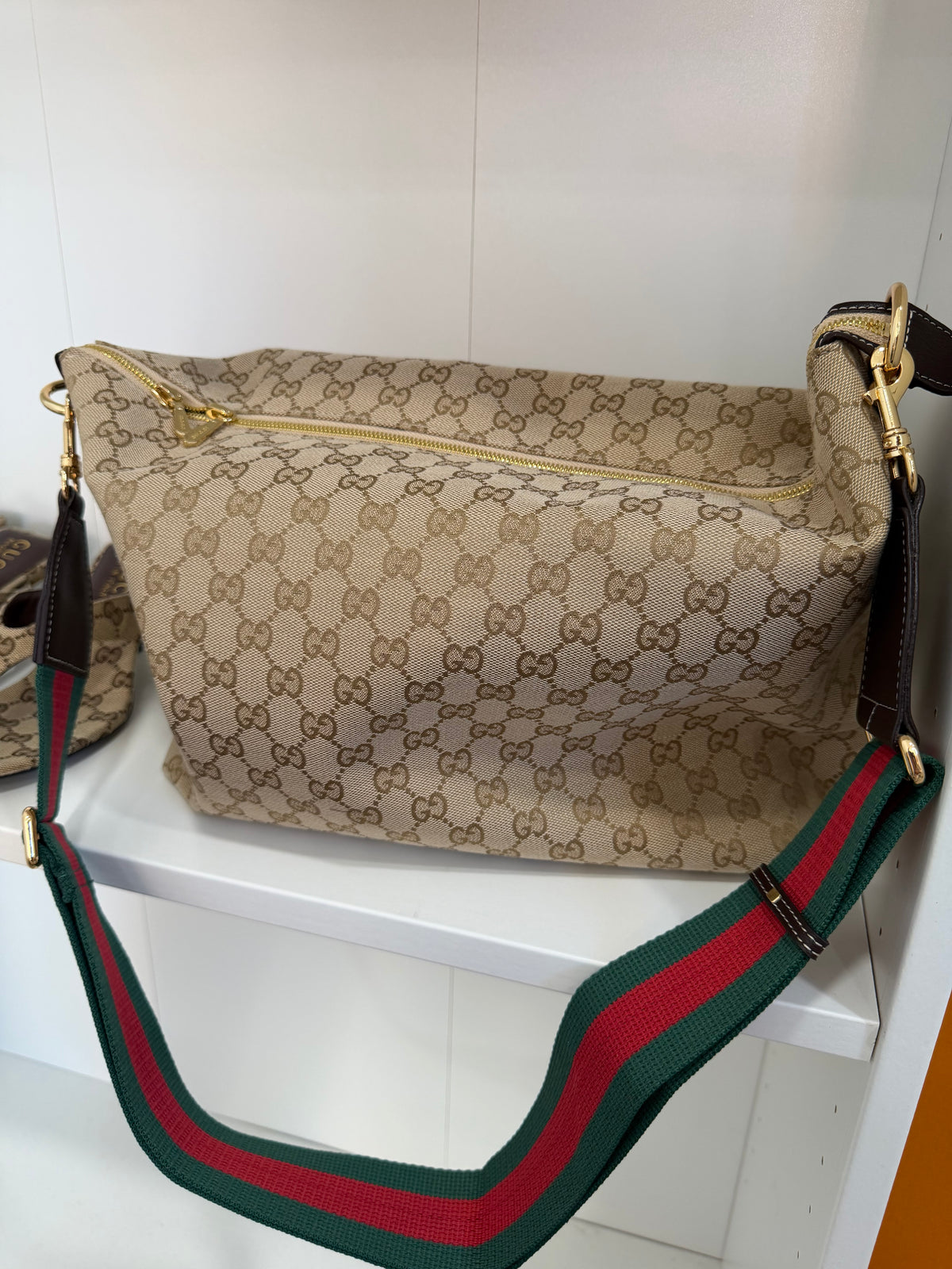GUCCI Brera Medium Tote (Brown)