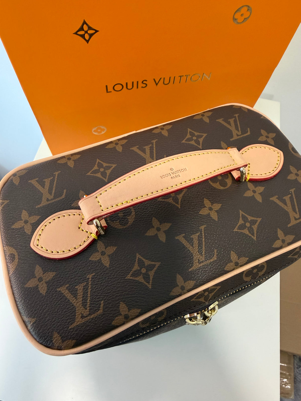 LOUIS VUITTON Nice BB