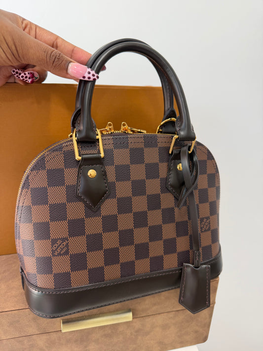 LOUIS VUITTON Alma BB (Damier Ebene)
