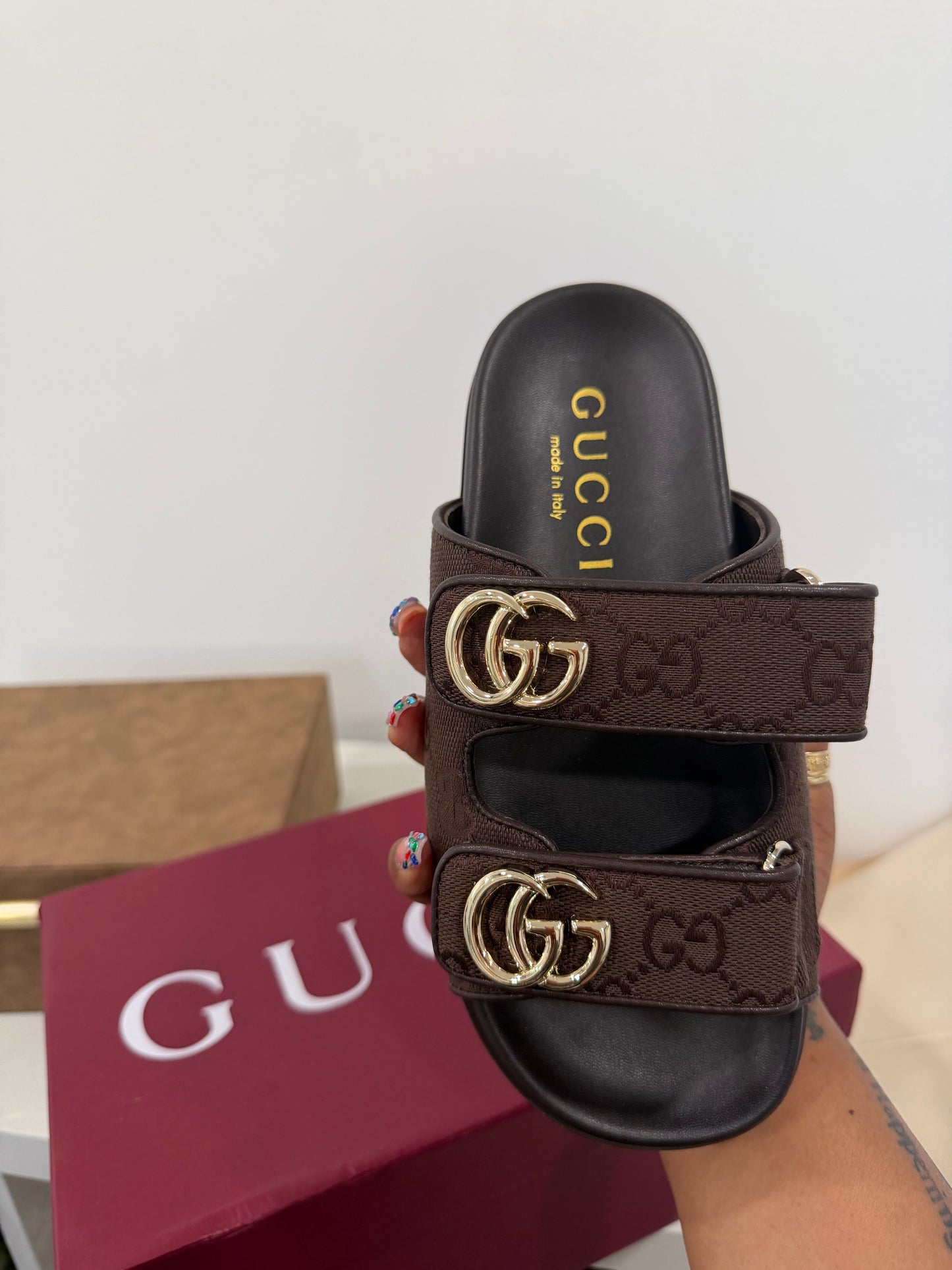 GG 002