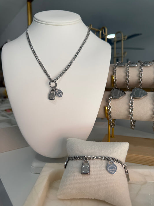 TIFFANY & CO Set (001)