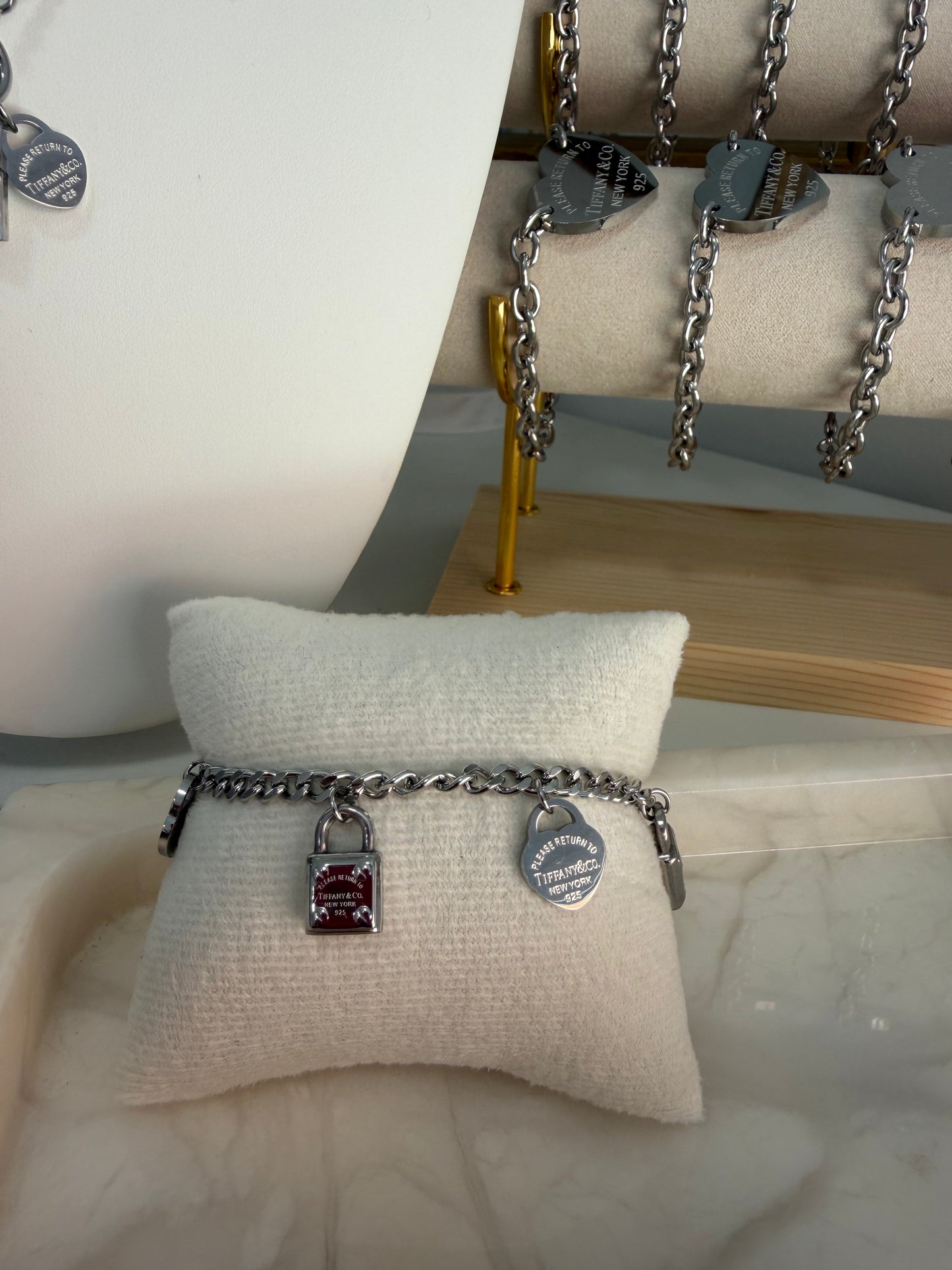 TIFFANY & CO Set (001)