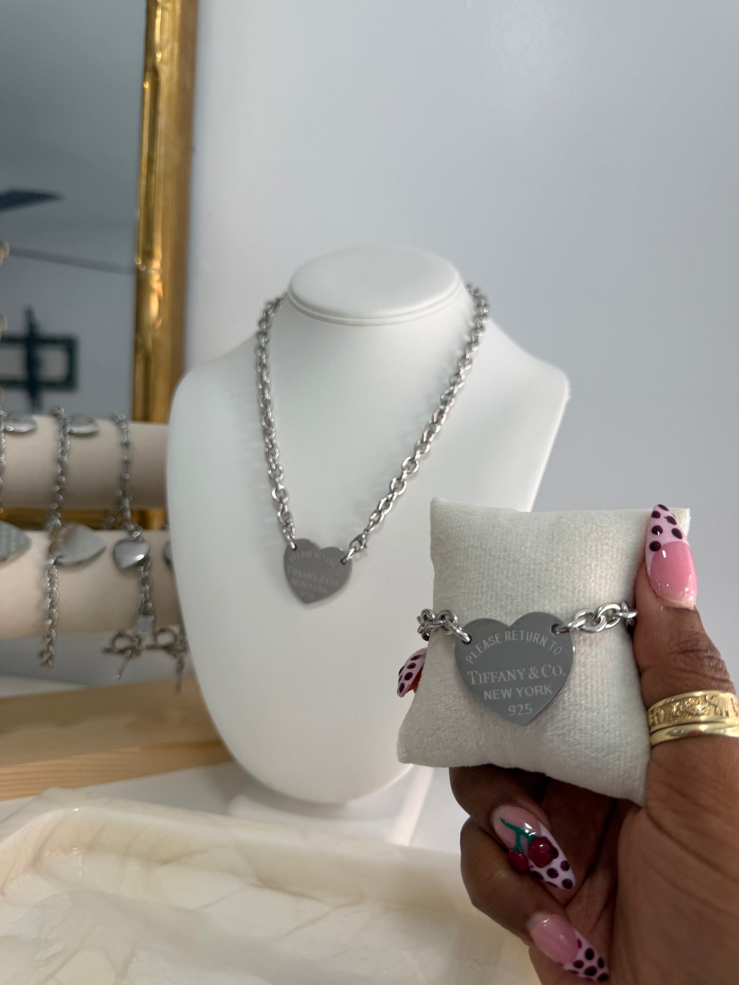 TIFFANY & CO Set (007)