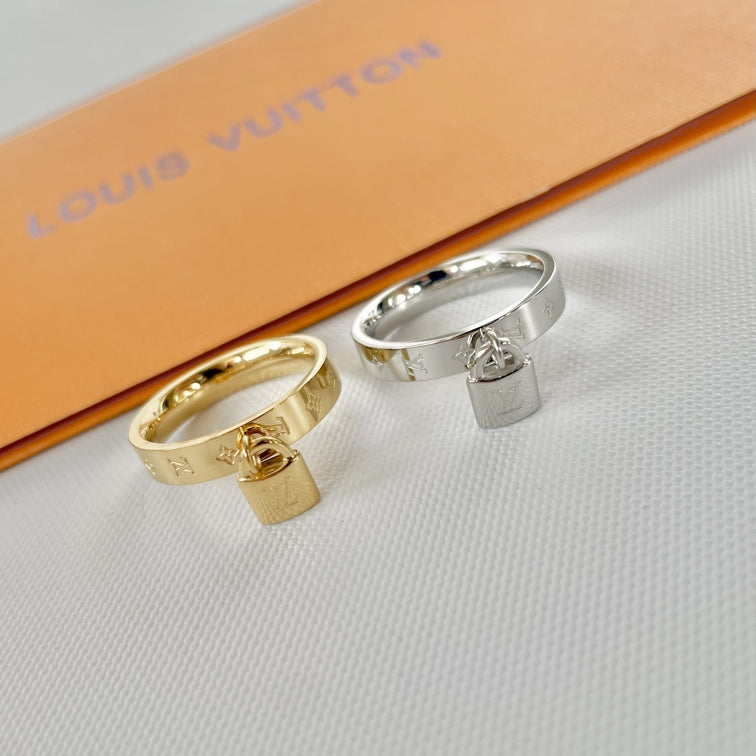 LV Ring R0073